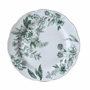 Medici Green Floral Toile Dinner Plates 10.5in Set of 4 Scalloped Porcelain New